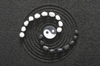 《陰陽》